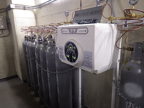 マニフォールド室